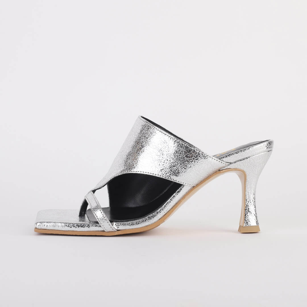 Ella - metallic leather sandals