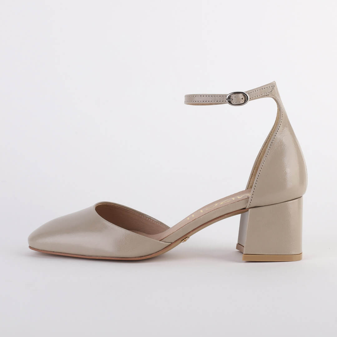 LAVERNE - ankle strap pumps