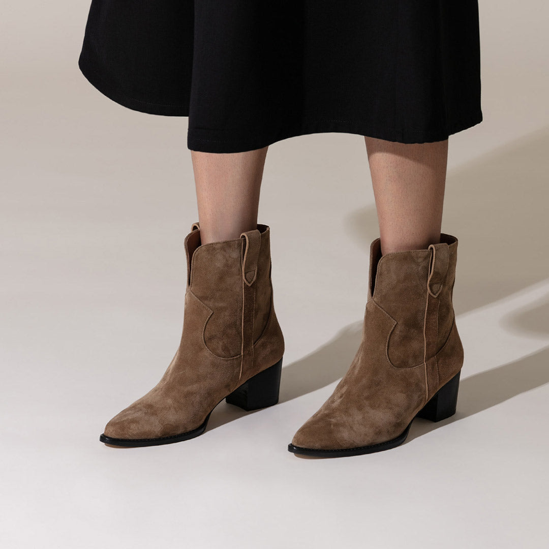 OMARI - cowboy ankle boots