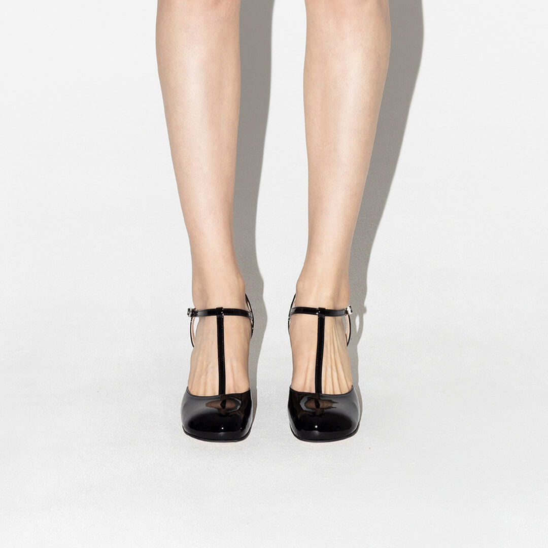 CEEU - chunky heel pump