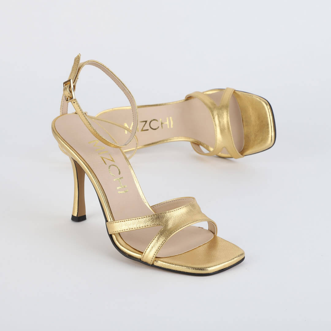 VEGAS - strappy leather sandal