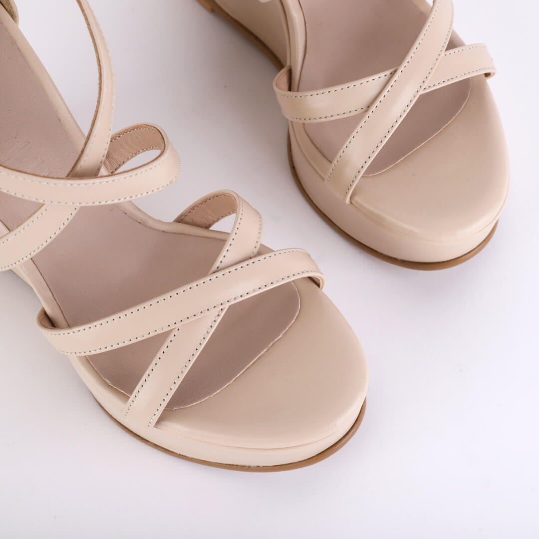 MYIA - cross strap wedge