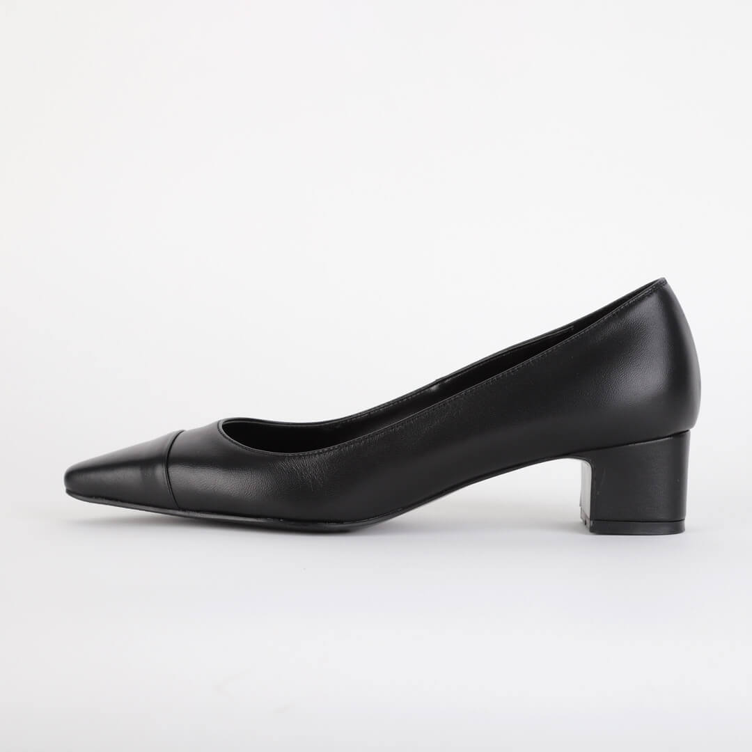 TUDO - leather pumps