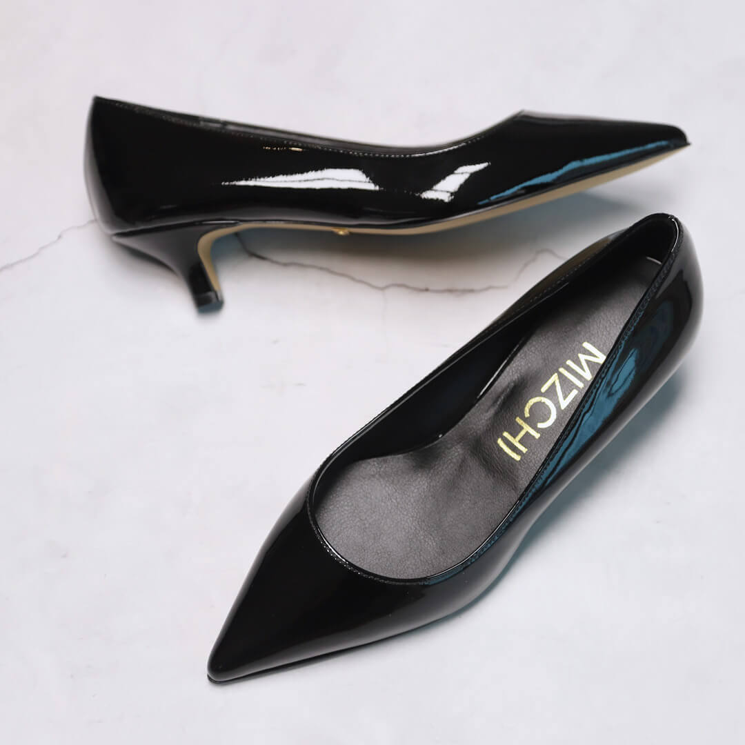 SISARA - classic patent pumps