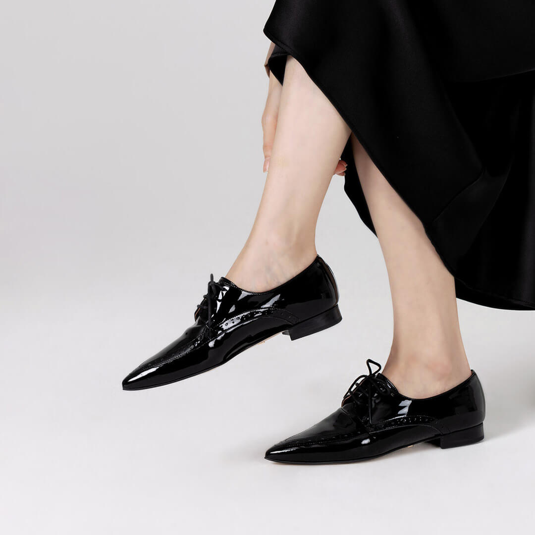 KONNECT - point toe brogues