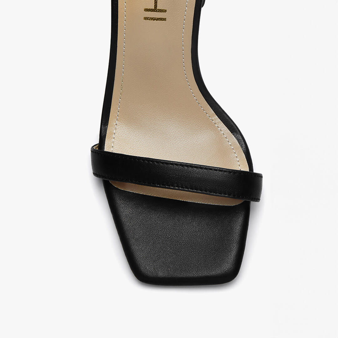 *MINNY - black strappy sandal