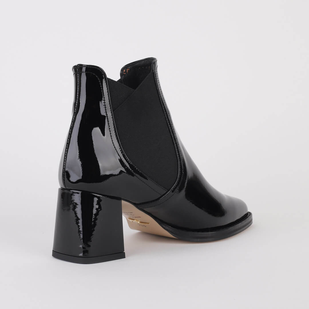 MAYBLE - ankle boots