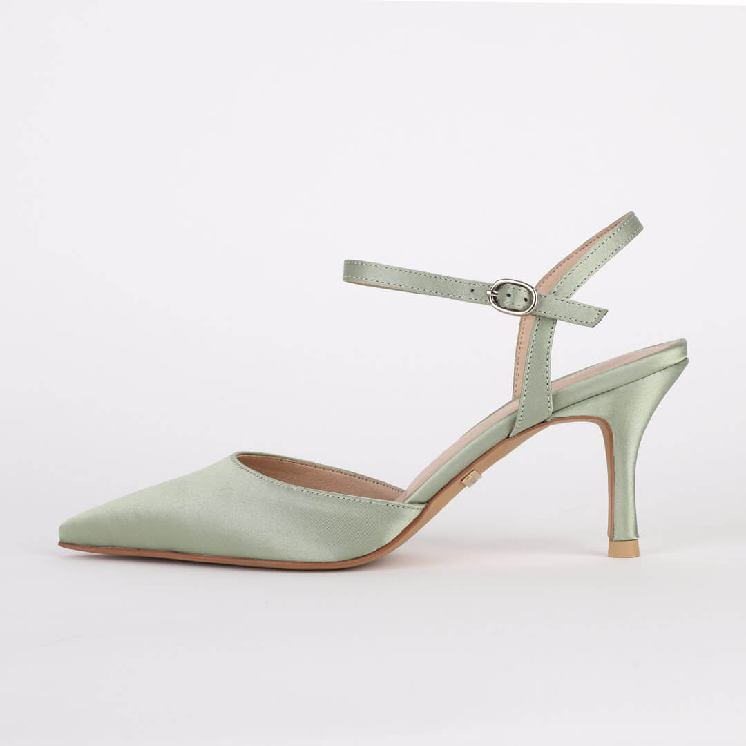 BEYOND - satin slingback