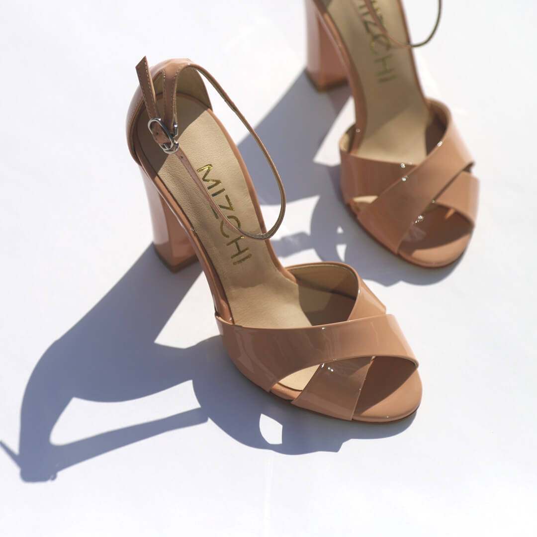 ALOVE PATENT - block heel sandal