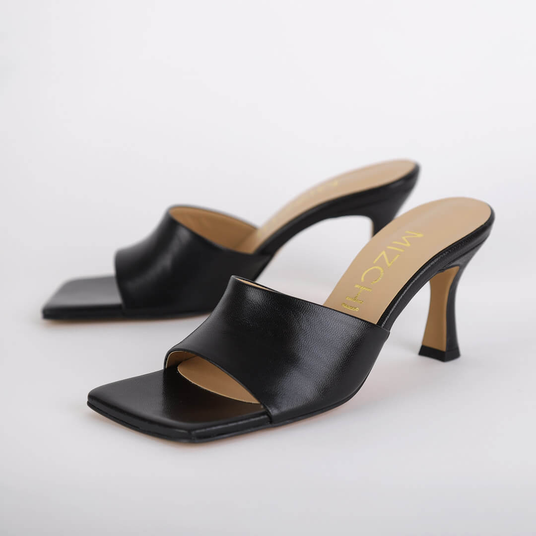 ESTOI - leather mules