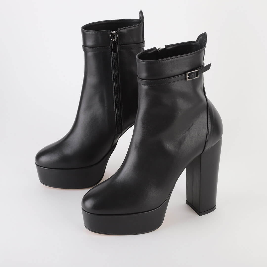 SOLANKI - ankle platform boots