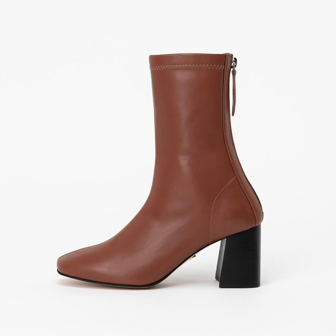 LOTTIE - leather ankle boots