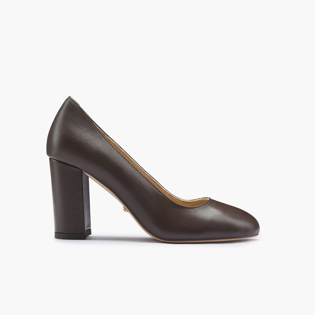 *ESHA - brown leather chunky high heel pump