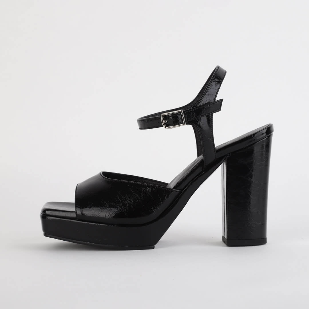 JANGMI - ankle strap platform sandal