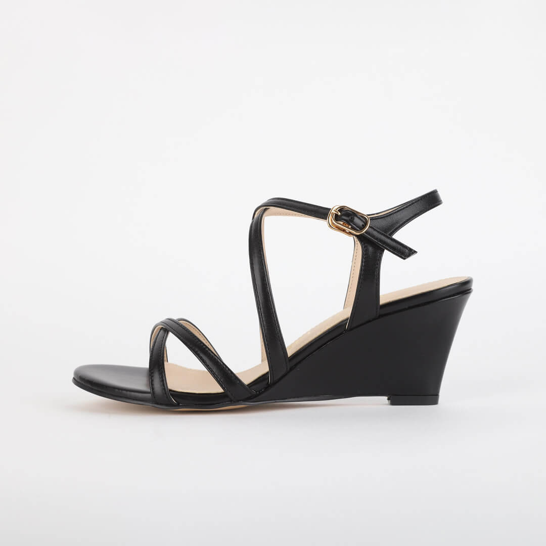 ESSIS - leather wedge