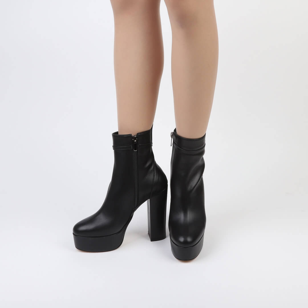 SOLANKI - ankle platform boots