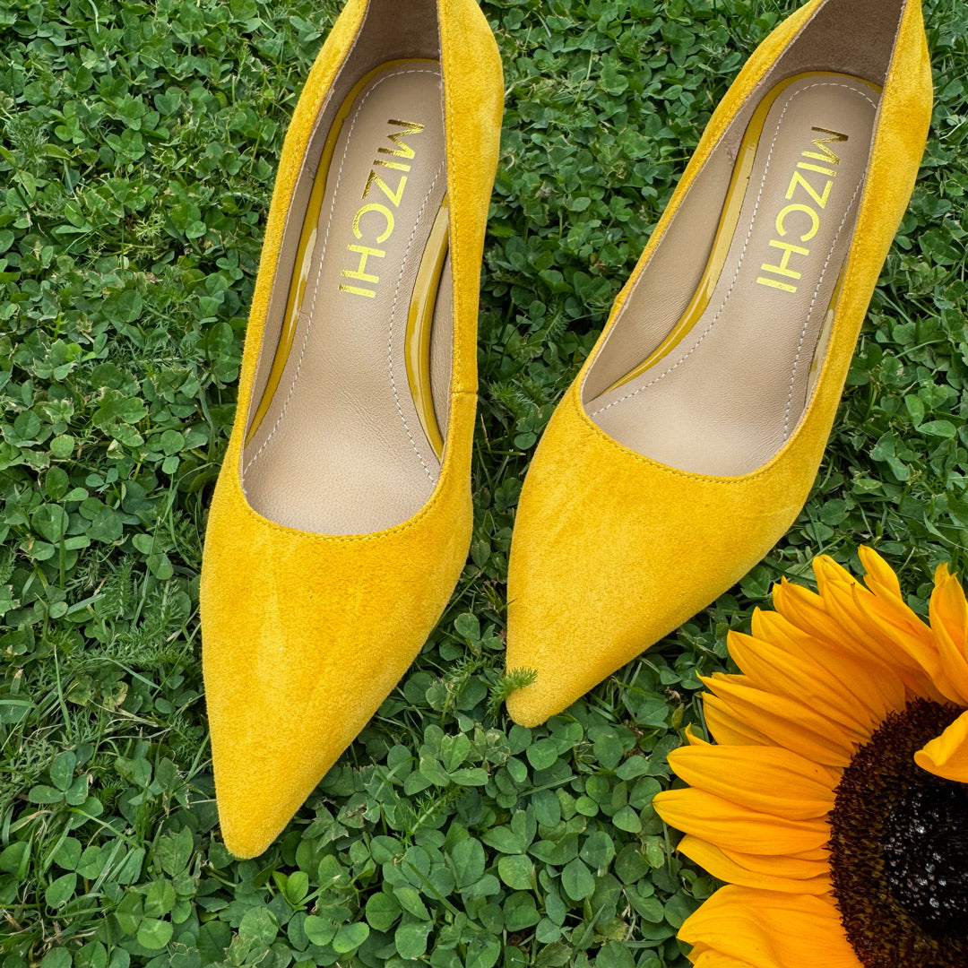 *Kayte - Mustard Suede Classic Pump