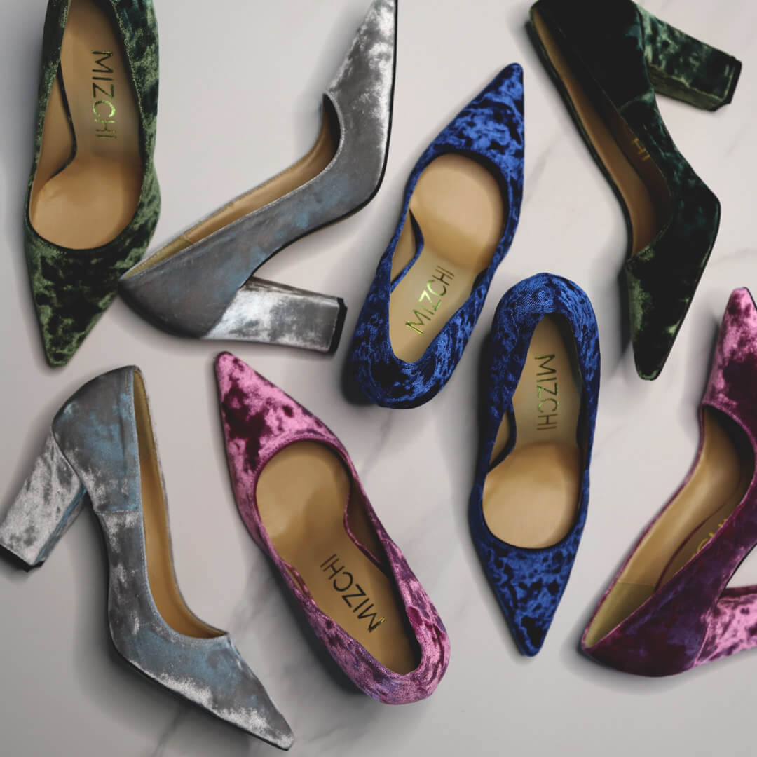 MELLOW - velvet pumps