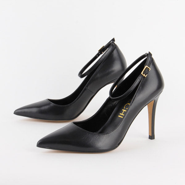 ROBIN BLACK PATENT- ankle strap