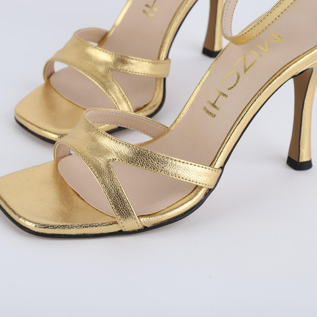 VEGAS - strappy leather sandal