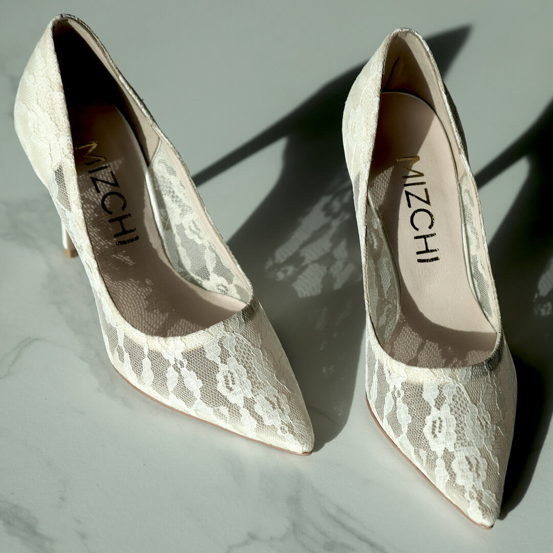 FREE LOVE - lace fabric heel