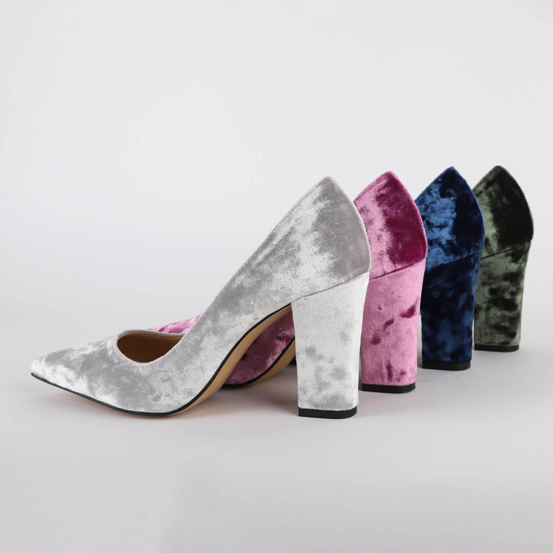 MELLOW - velvet pumps