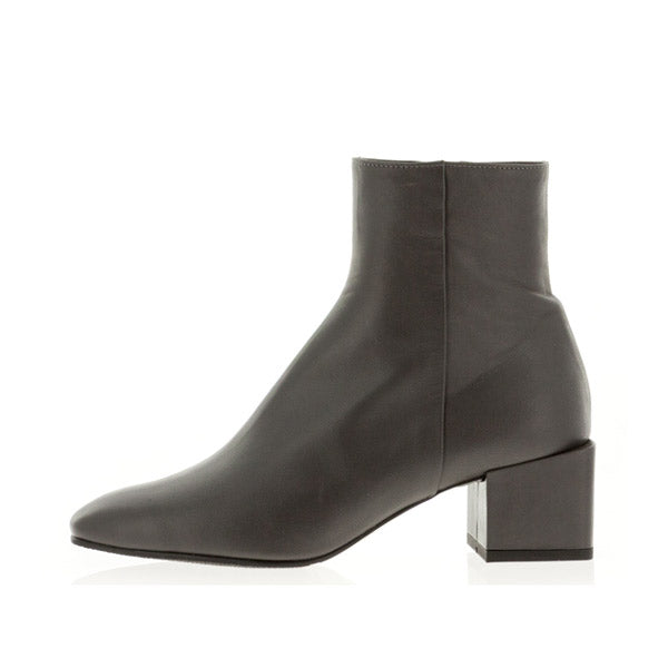 KUNIS - leather ankle boot