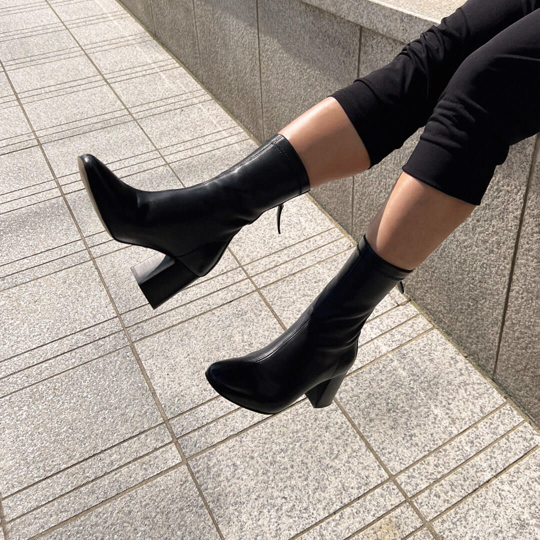 LOTTIE - leather ankle boots