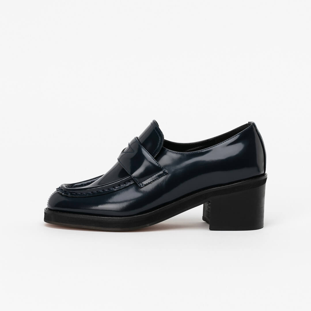 SHARE - heeled loafer