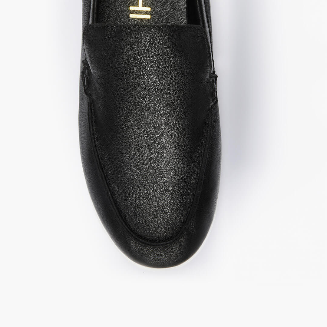 *MANON - black leather loafers