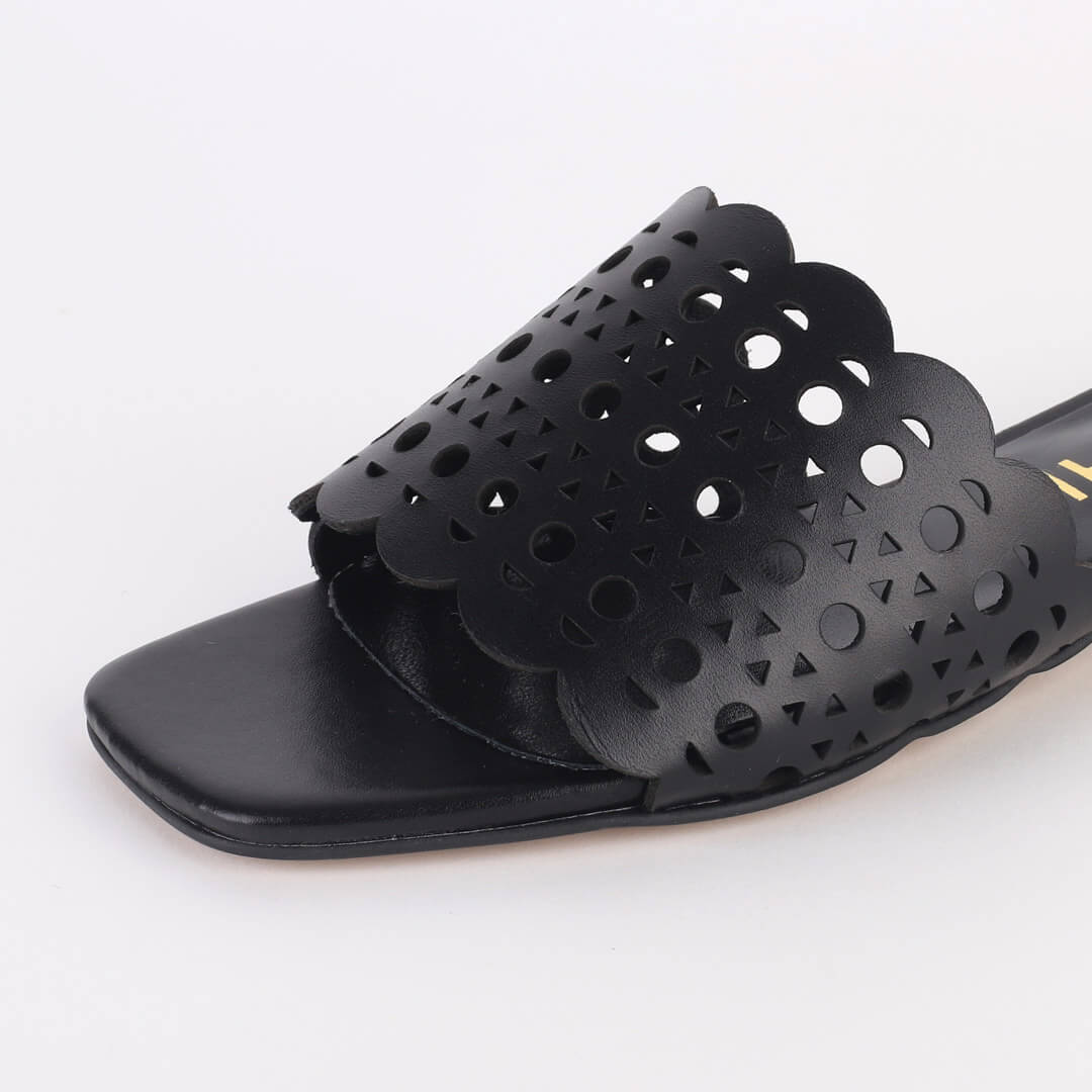 MELLA UMA - lazer cut flat slides