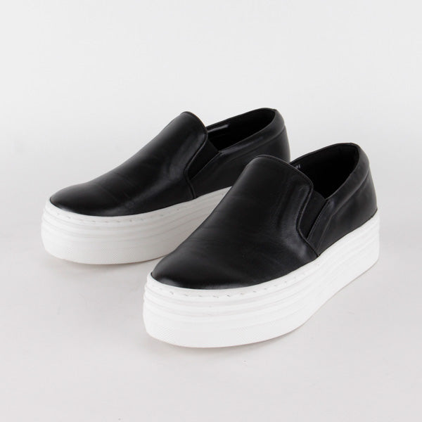 SALTO - flatform trainer