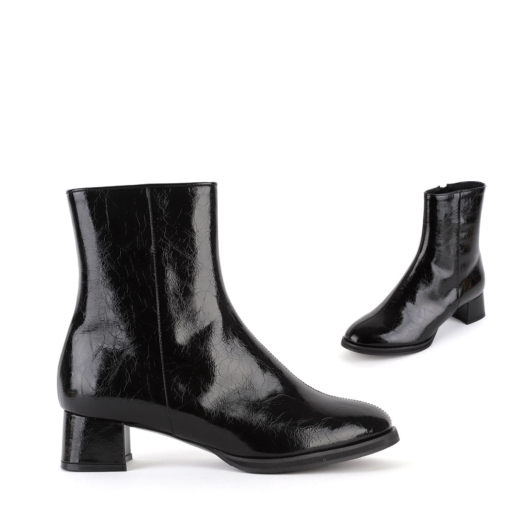 KLASS - glass effect leather boots