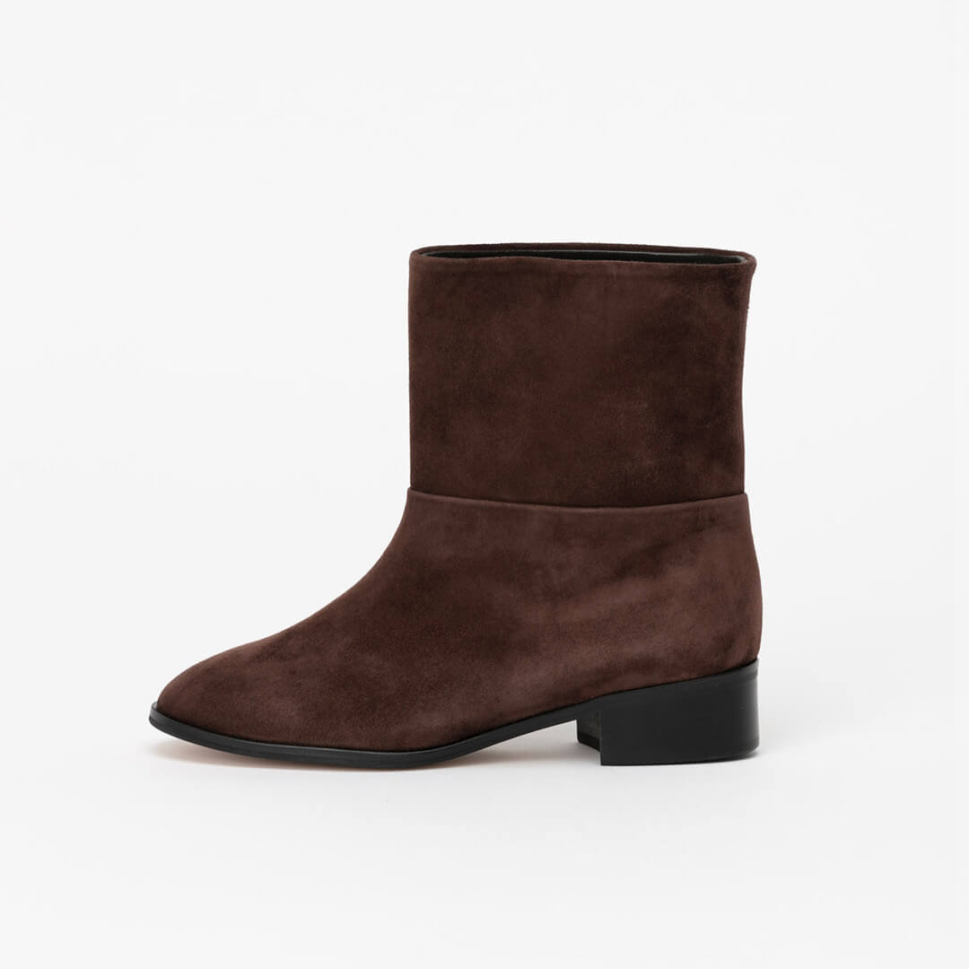 PAZ - wide leg ankle boot