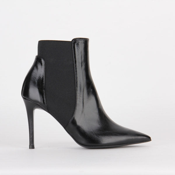 YESSA - ankle boot