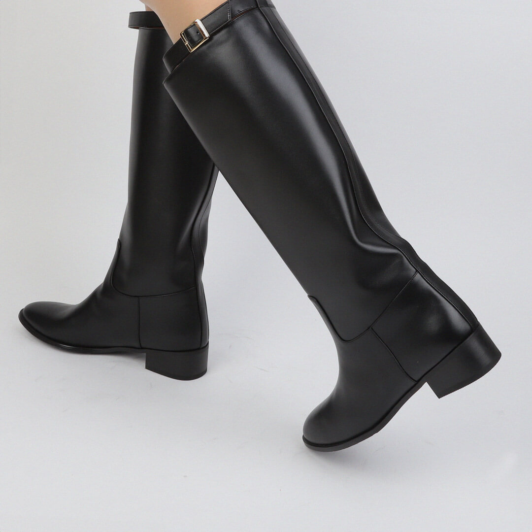 GENU - long leather boots