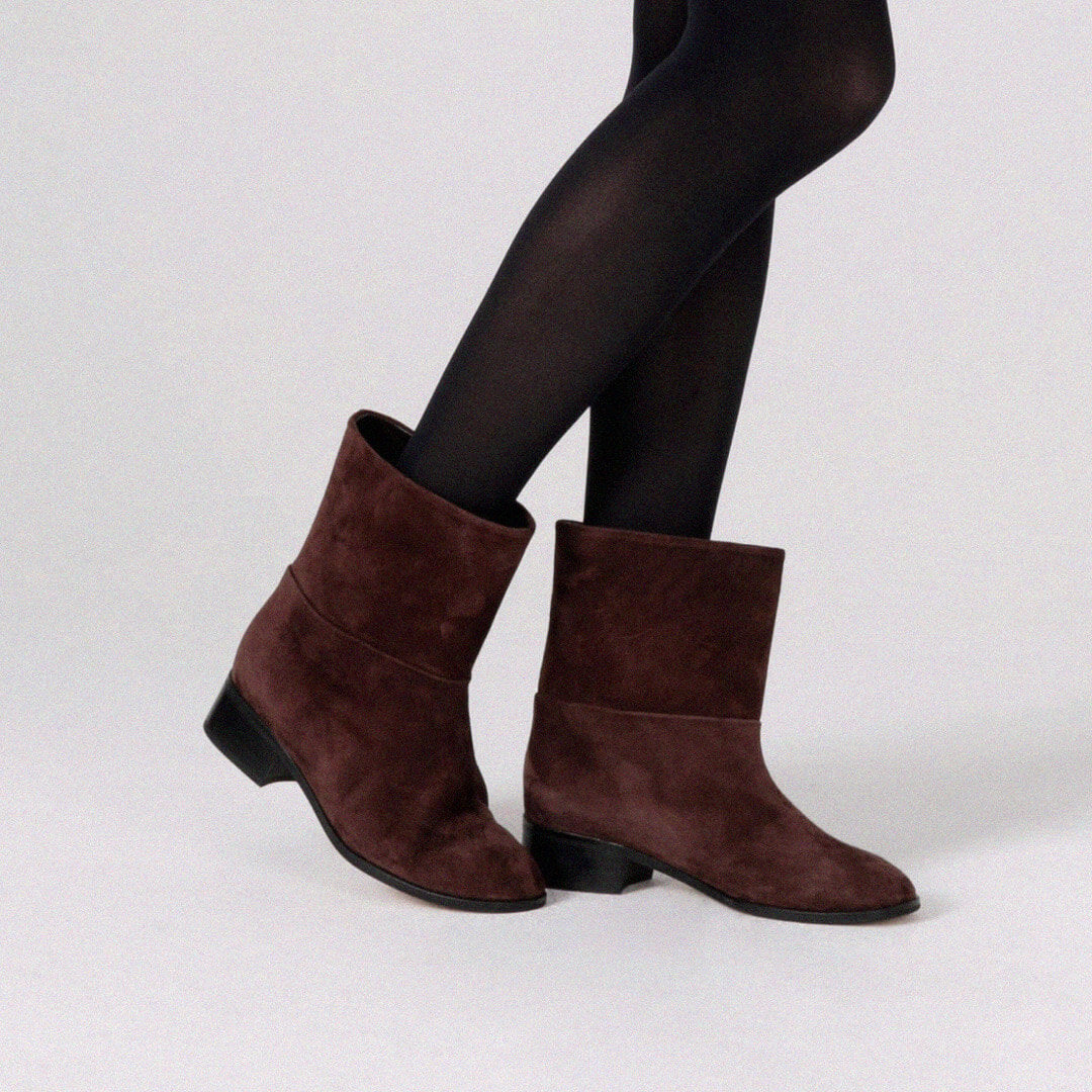 PAZ - wide leg ankle boot