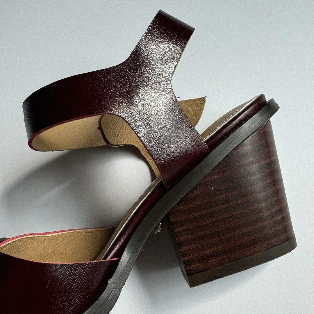 *DAST - brown two belt sandals