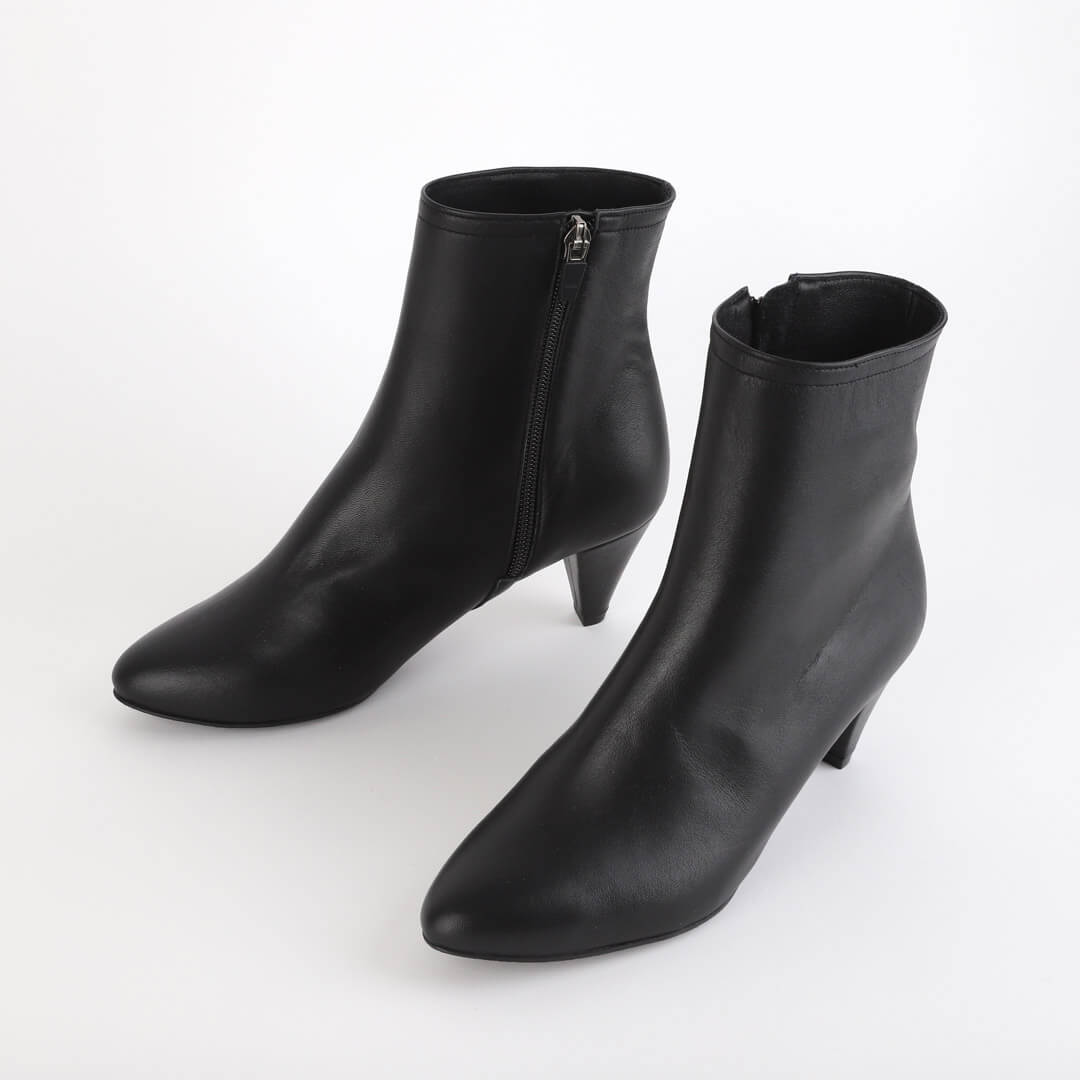 Sophia - Classic Ankle Boots