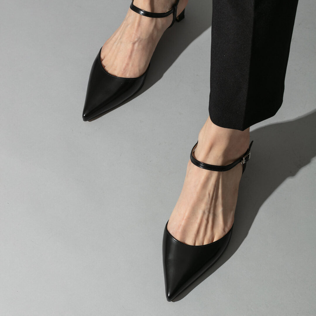 CARROW - ankle strap pumps