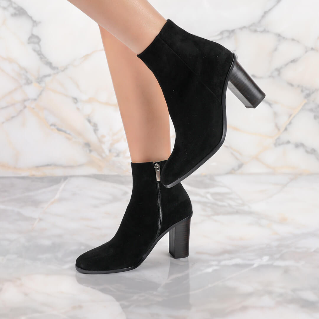 CHANNI - chunky heel suede ankle boots