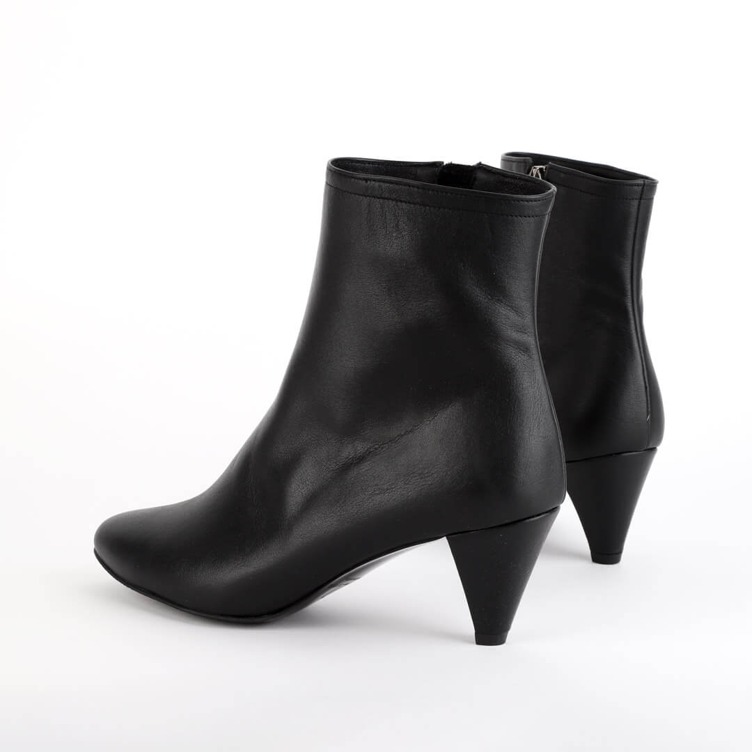 Sophia - Classic Ankle Boots