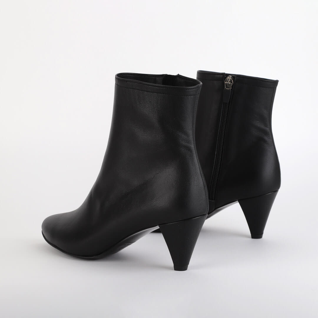 Sophia - Classic Ankle Boots