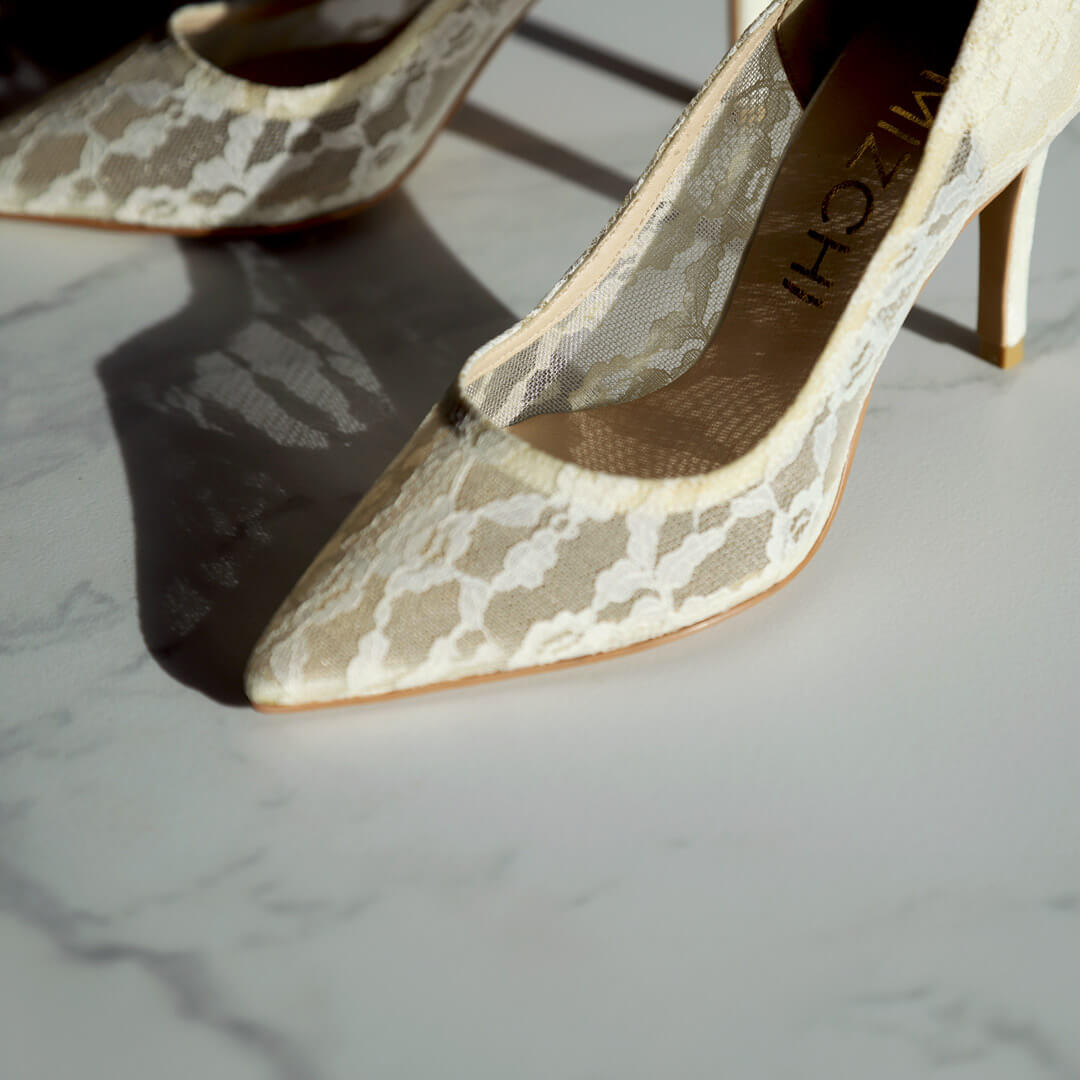 FREE LOVE - lace fabric heel