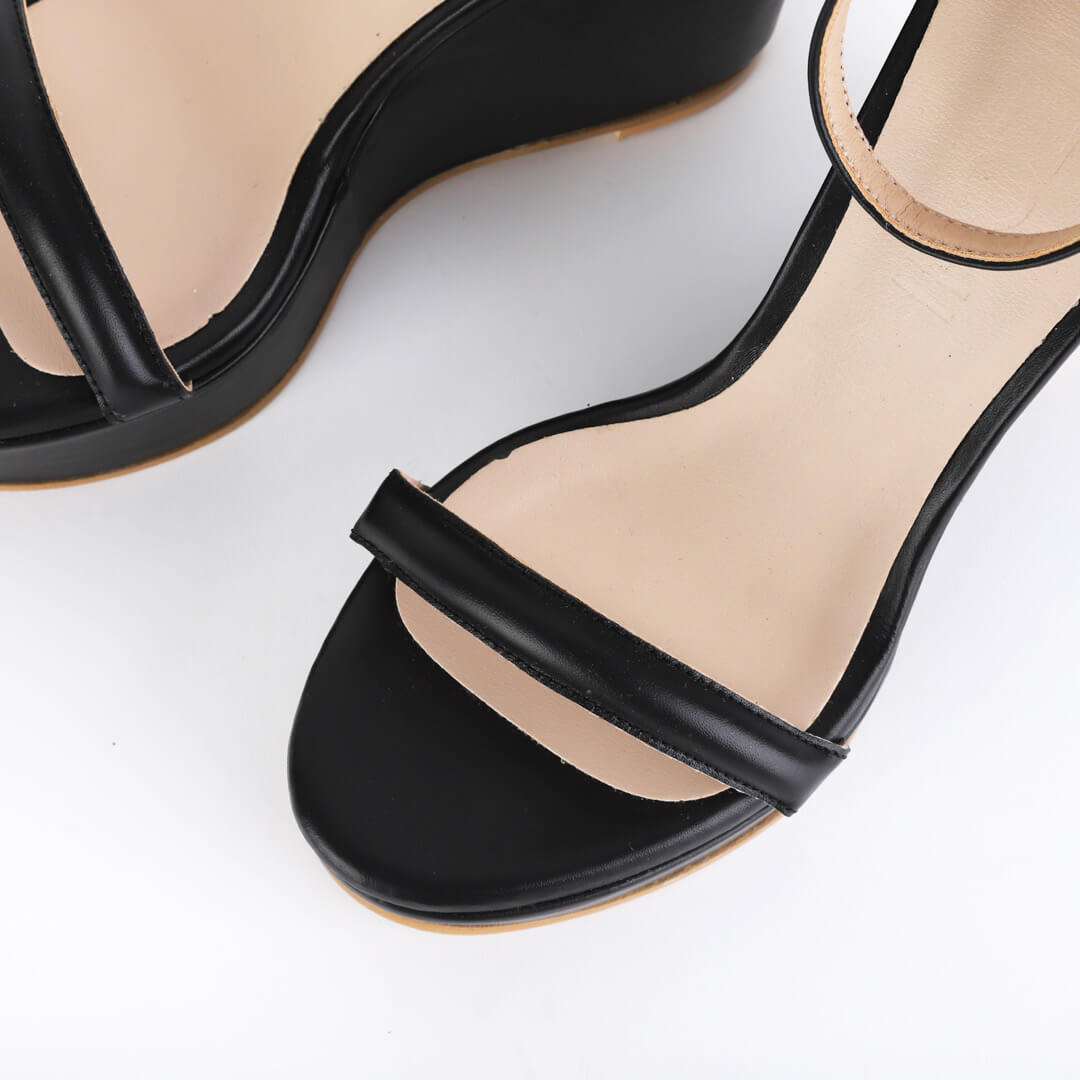 FARRI - strappy wedge sandal