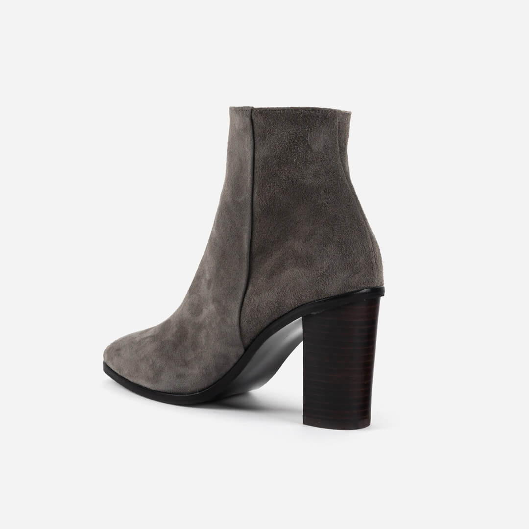 CHANNI - chunky heel suede ankle boots